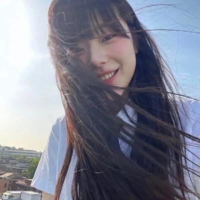 夹缝中活着，小春